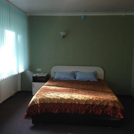Oolit Hotel Lisakovsk Eksteriør bilde