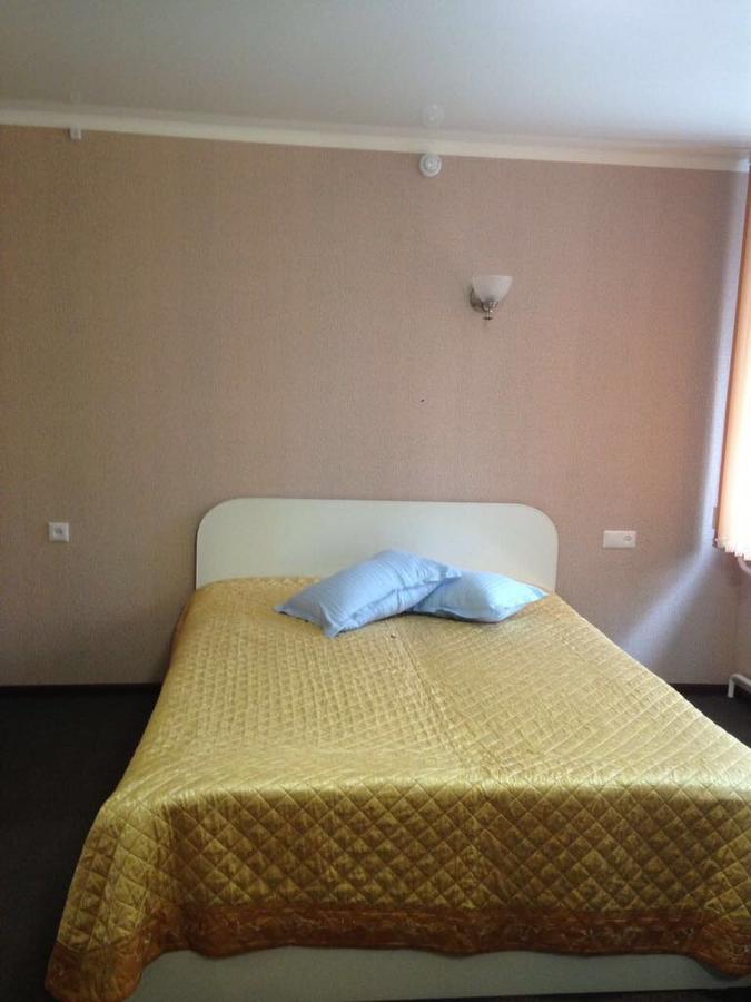 Oolit Hotel Lisakovsk Eksteriør bilde