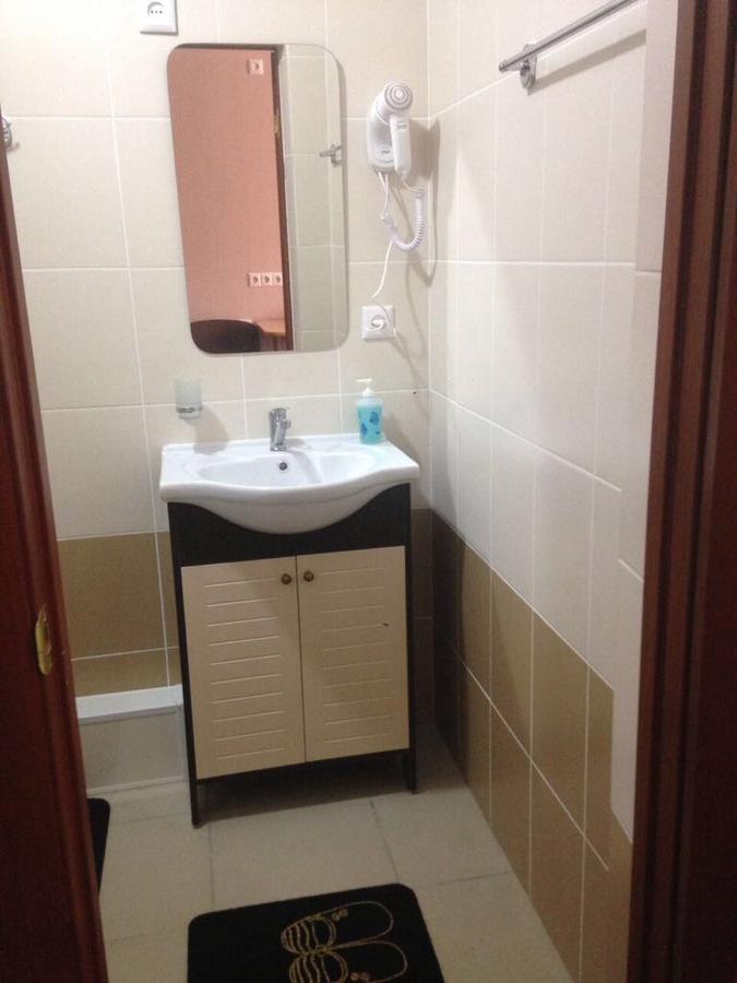 Oolit Hotel Lisakovsk Eksteriør bilde
